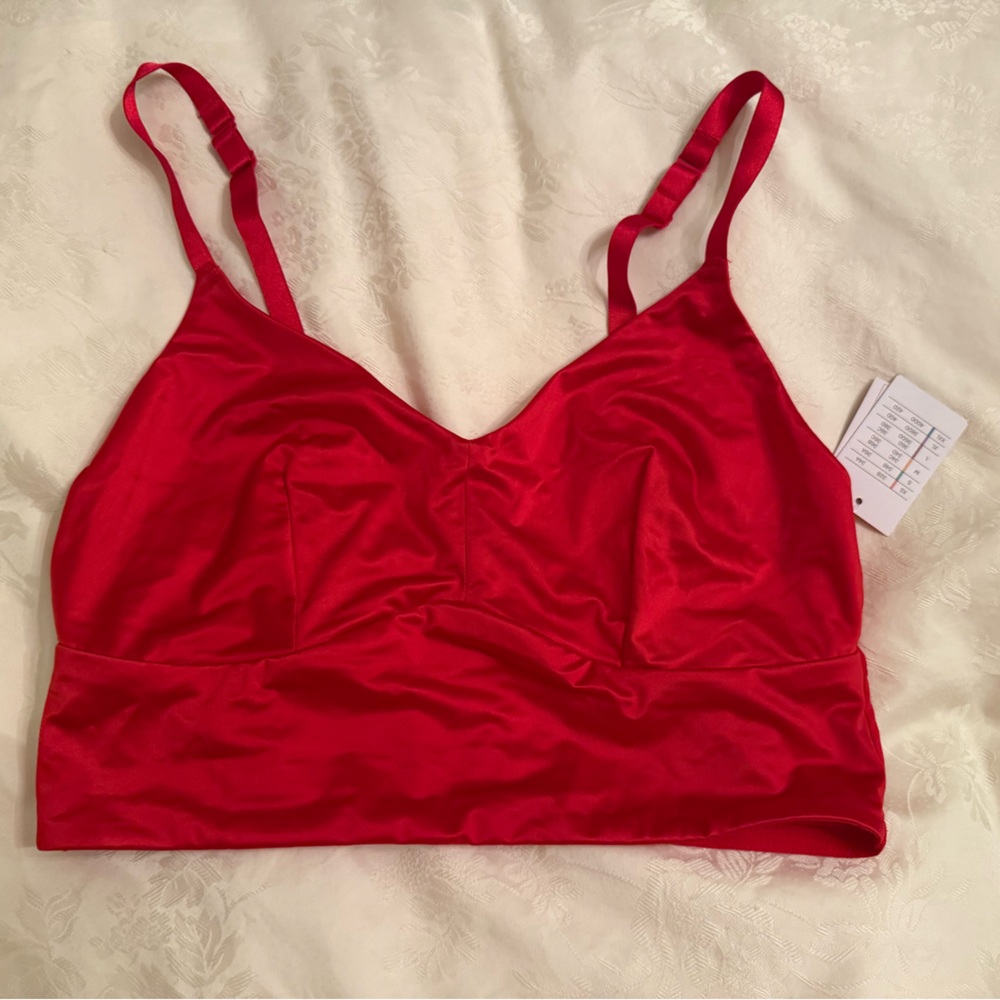 Auden red tank NWT L